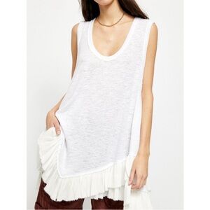 Free People We The Free Shimmy Sasha tank size XS- excellent condition.